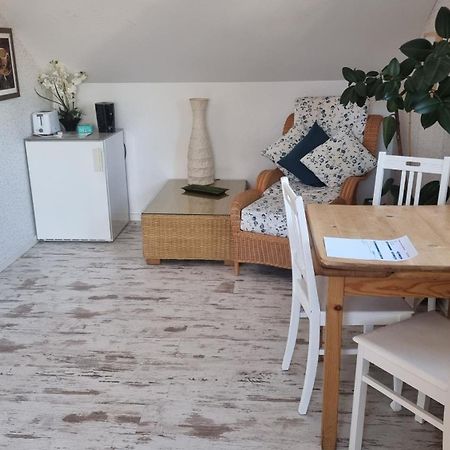 Gemuetliche Zimmer Im Einfamilienhaus Koln Bagian luar foto